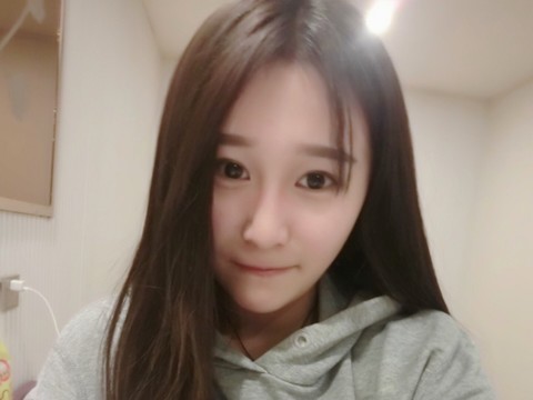 小鲸鱼😮海报