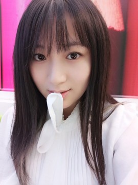 嵗玥蕪婧主播照片