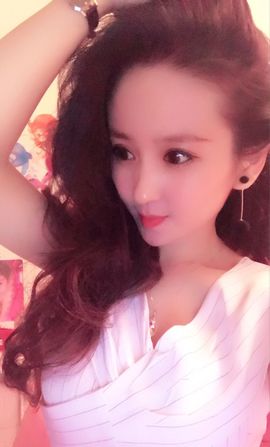 魅丽晴儿主播照片