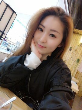 林妹妹不定时直播主播照片