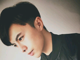 倔强！！！！主播照片