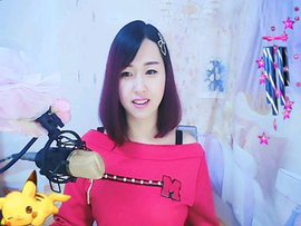 刘俊美主播照片