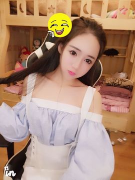 小小凡🎤（8点播）主播照片