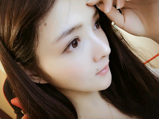 闯皇唯爱主播照片