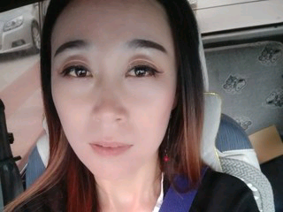 😜😃😘的主播照片