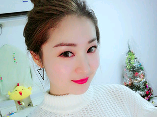 等一下再走主播照片