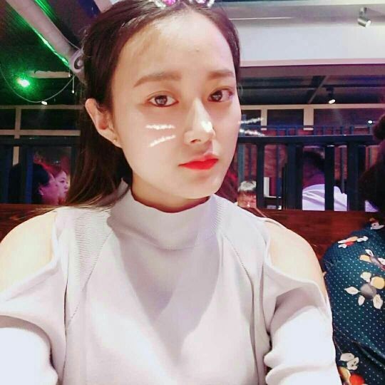 v小虾的主播照片