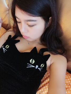 九小九，主播照片