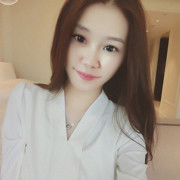 甜心👄海报
