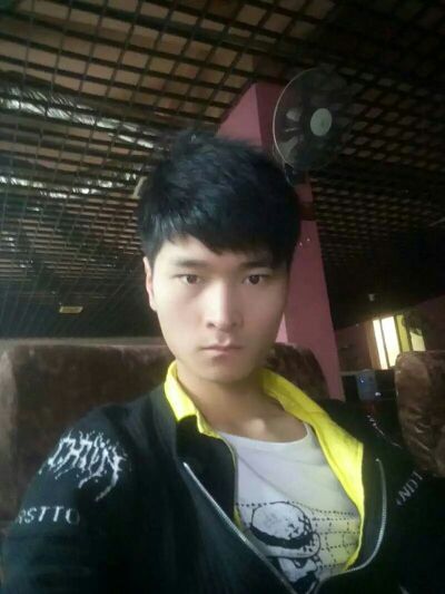 离恨无情的主播照片