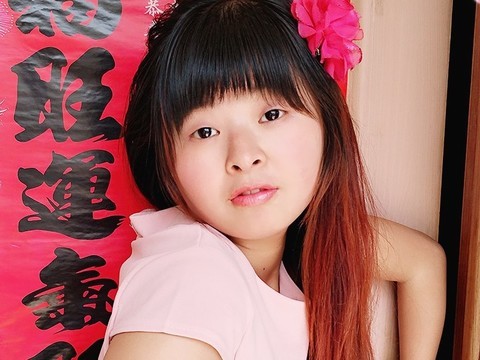 萌萌苹果海报