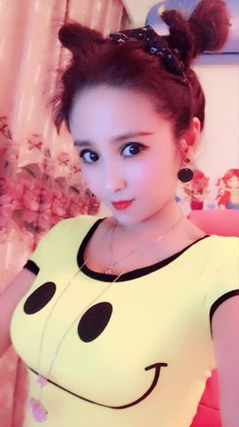 魅丽晴儿主播照片