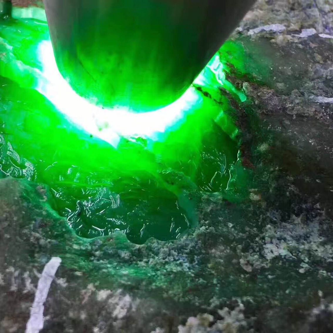 缅腾翡翠的主播照片