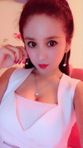 魅丽晴儿主播照片