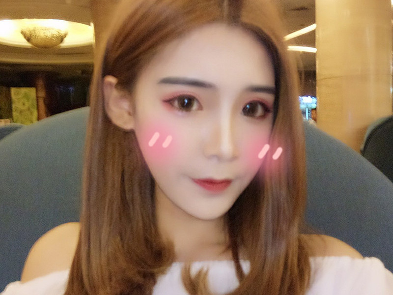 李妍琪💕的主播海报