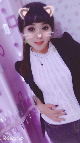哲媚儿的九冠梦主播照片