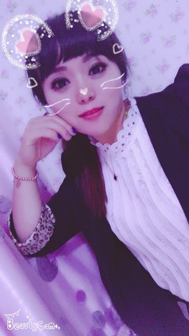 哲媚儿的九冠梦主播照片