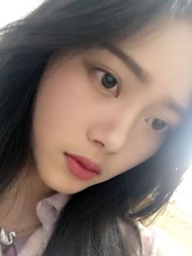 美美💗主播照片