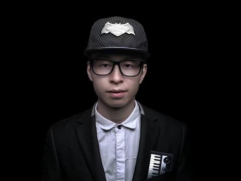 钢琴弹唱~小俊海报