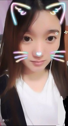 嘻甜甜主播照片