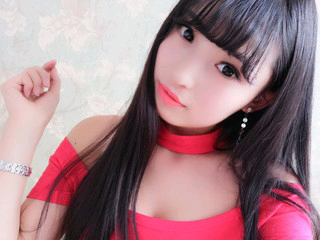静沉思的主播照片