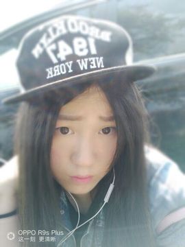 胖胖萌小谢主播照片