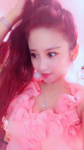 魅丽晴儿主播照片