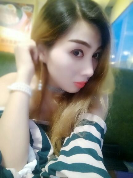 *苏荷☜主播照片