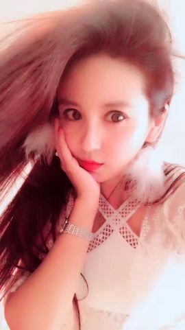 魅丽晴儿主播照片