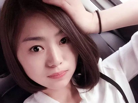 云朵💋💋海报