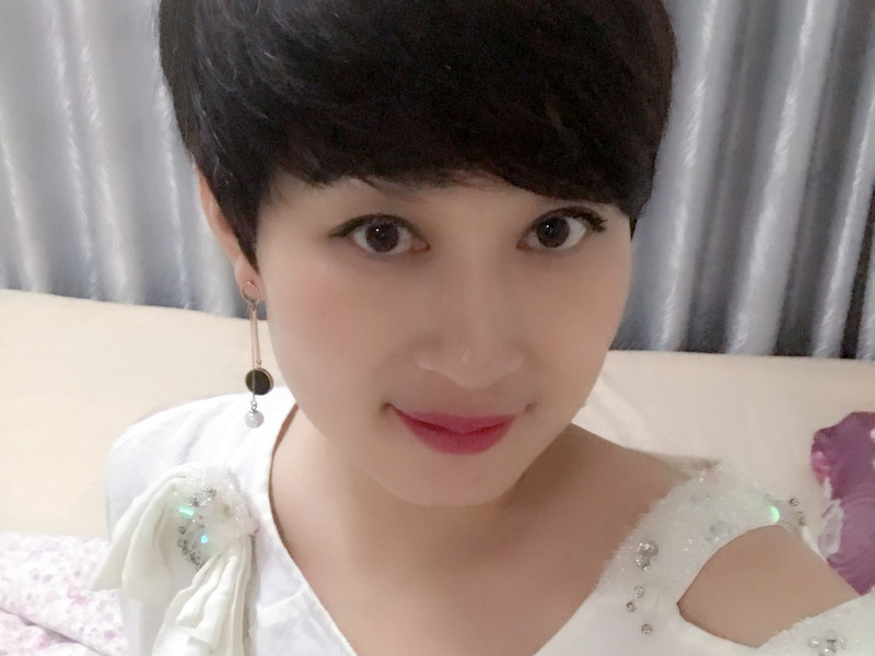 吥洅侑暧的主播海报