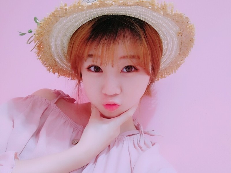 小太阳☀的主播海报