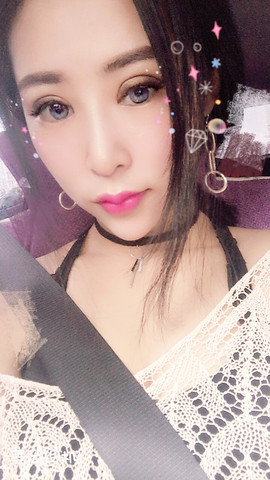 娜宝儿努力升两冠💋主播照片