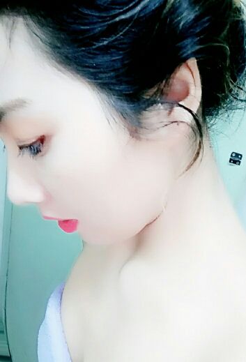 *苏荷☜主播照片