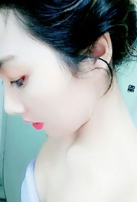 *苏荷☜主播照片