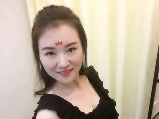 于kl的主播照片