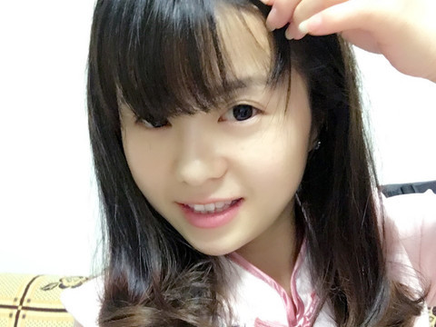 66彩彩海报