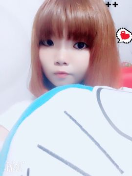 嘉多宝💃安静唱歌主播照片