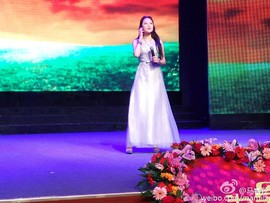 叶子和马睿菈主播照片