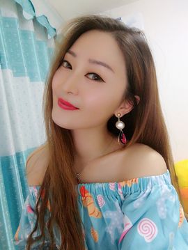 林妹妹不定时直播主播照片
