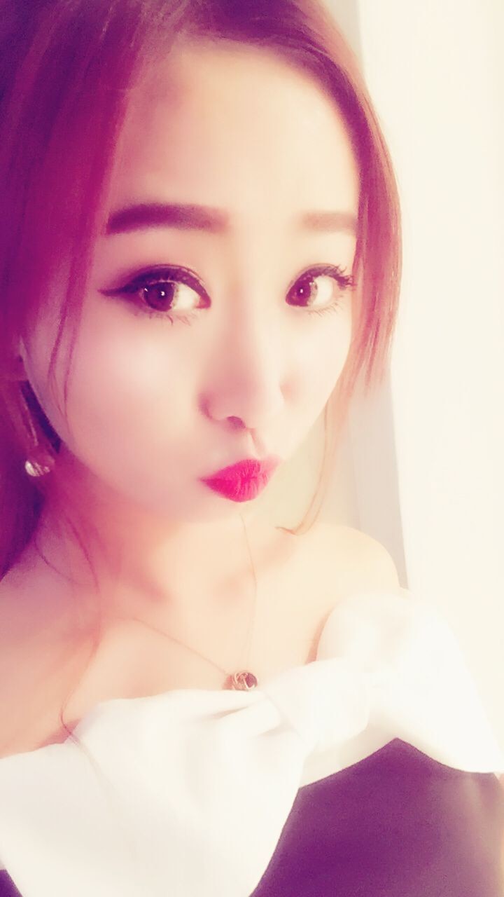 MO墨墨小姐姐~的主播照片