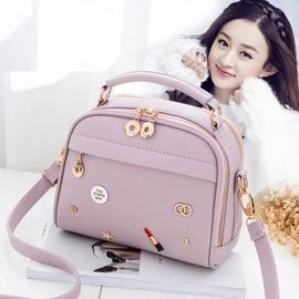 小提莫虎妞主播照片