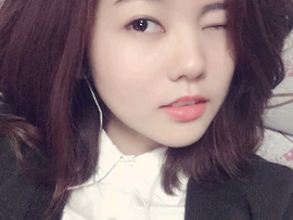 小神龙潇潇主播照片