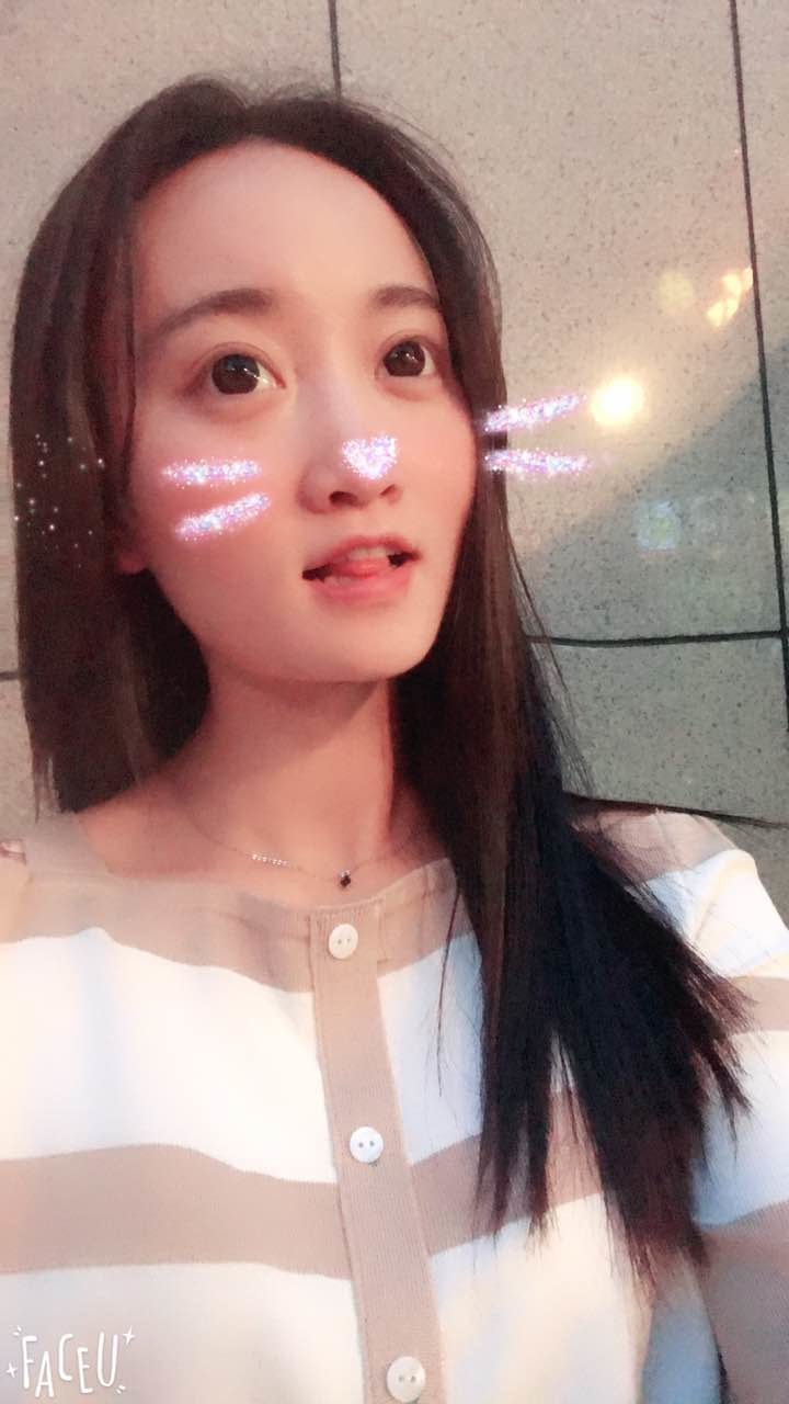 ♩♪♫♬西西主播照片
