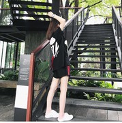 「福贵三千城」覃丽青