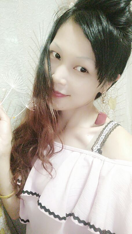 可芯的主播照片