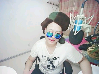 【神祕人】的主播照片