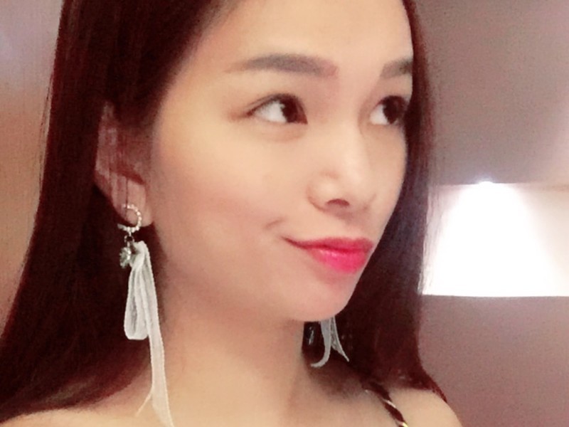 一染💅🏻的主播海报