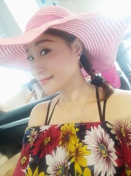 武汉的月亮姐姐主播照片