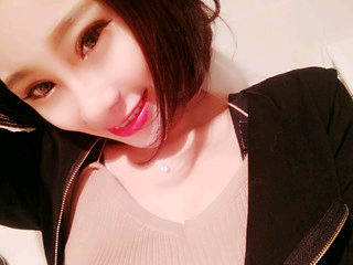 何云飞4b的主播照片